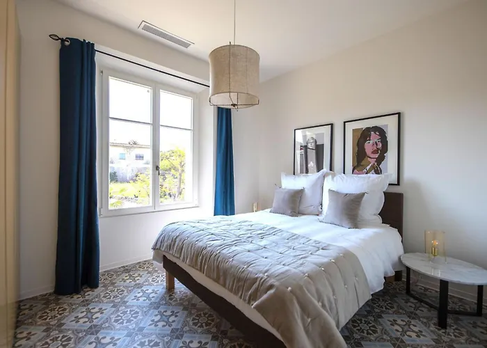 Appartement Schicke Und Moderne Im Stadtzentrum By Interhome